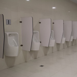小便档板隔断